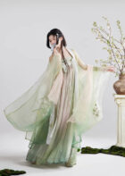 Green Butterfly | 3-Pieces Embroidered Hanfu (蝶兰景岁)