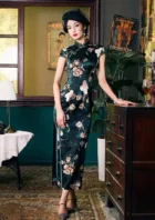 Yi Chuan | Silk Cheongsam(伊川四小姐)