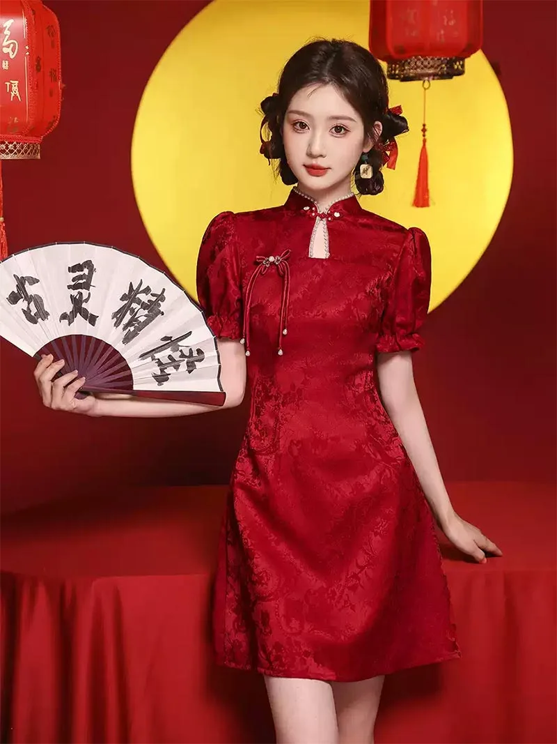 2025 modern red qipao short dress for weddings and engagements
