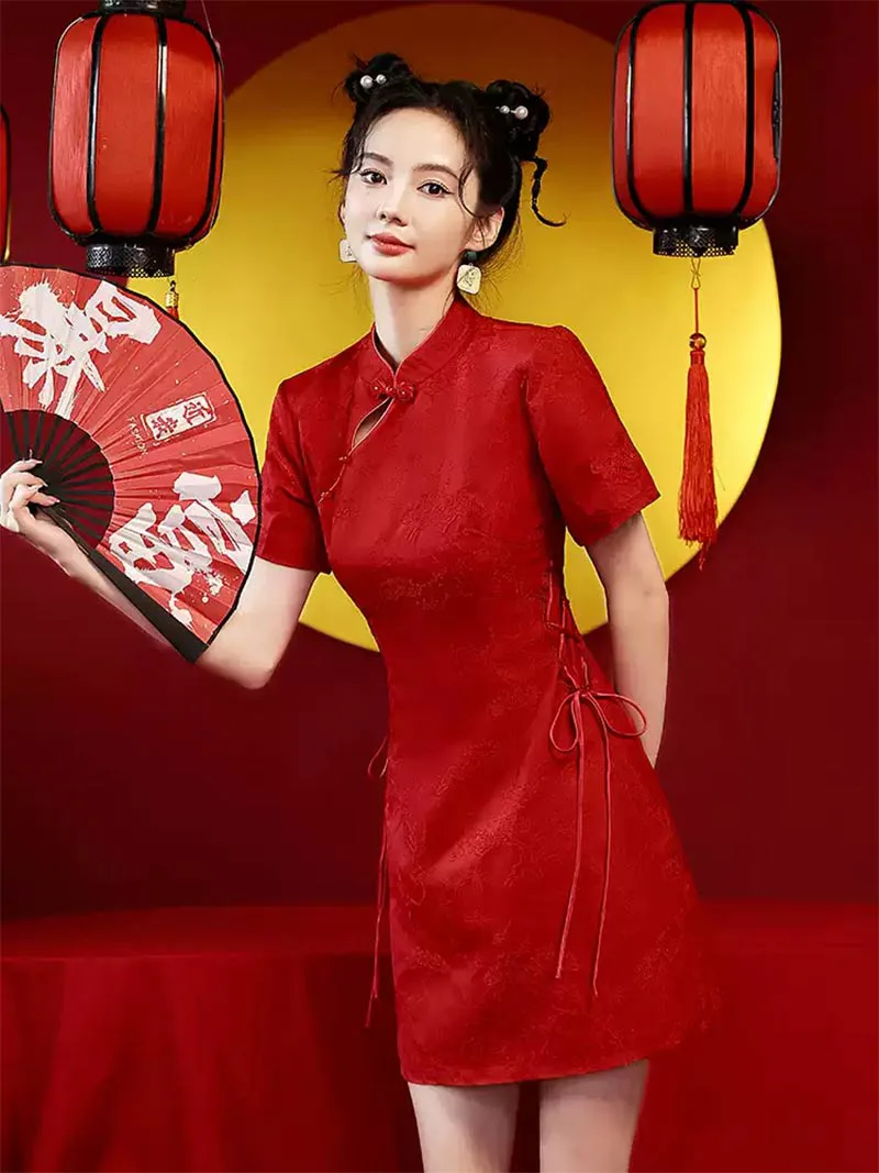 Elegant Modern Wedding Qipao Red 2025 Short Chinese Bridal Dress