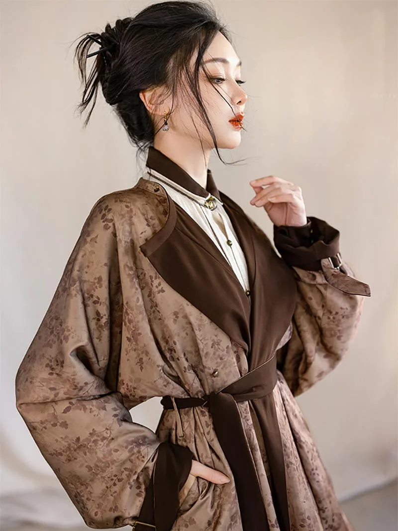 Modernized Hanfu reversible Tang-style round collar robe in Maillard tones with stand collar, chic daily winter wear