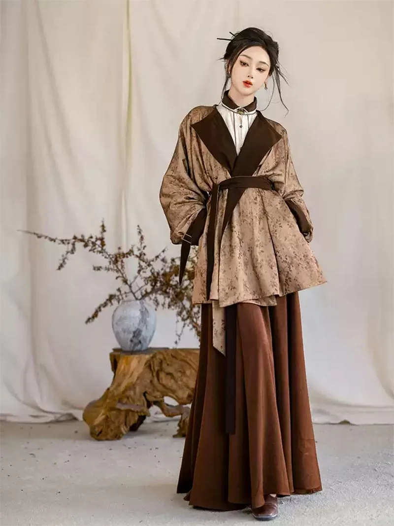Modernized Hanfu reversible Tang-style round collar robe in Maillard tones with stand collar, chic daily winter wear