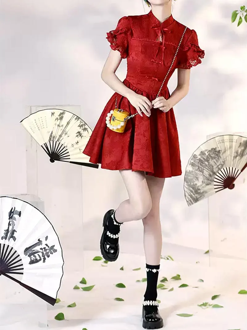 Red Qipao Wedding Dress 2025 modern Chinese cheongsam for brides and petite women