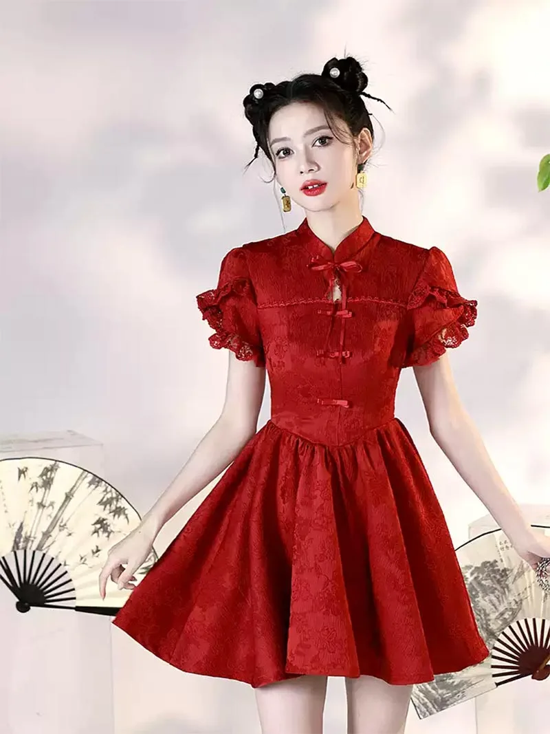 Red Qipao Wedding Dress 2025 modern Chinese cheongsam for brides and petite women