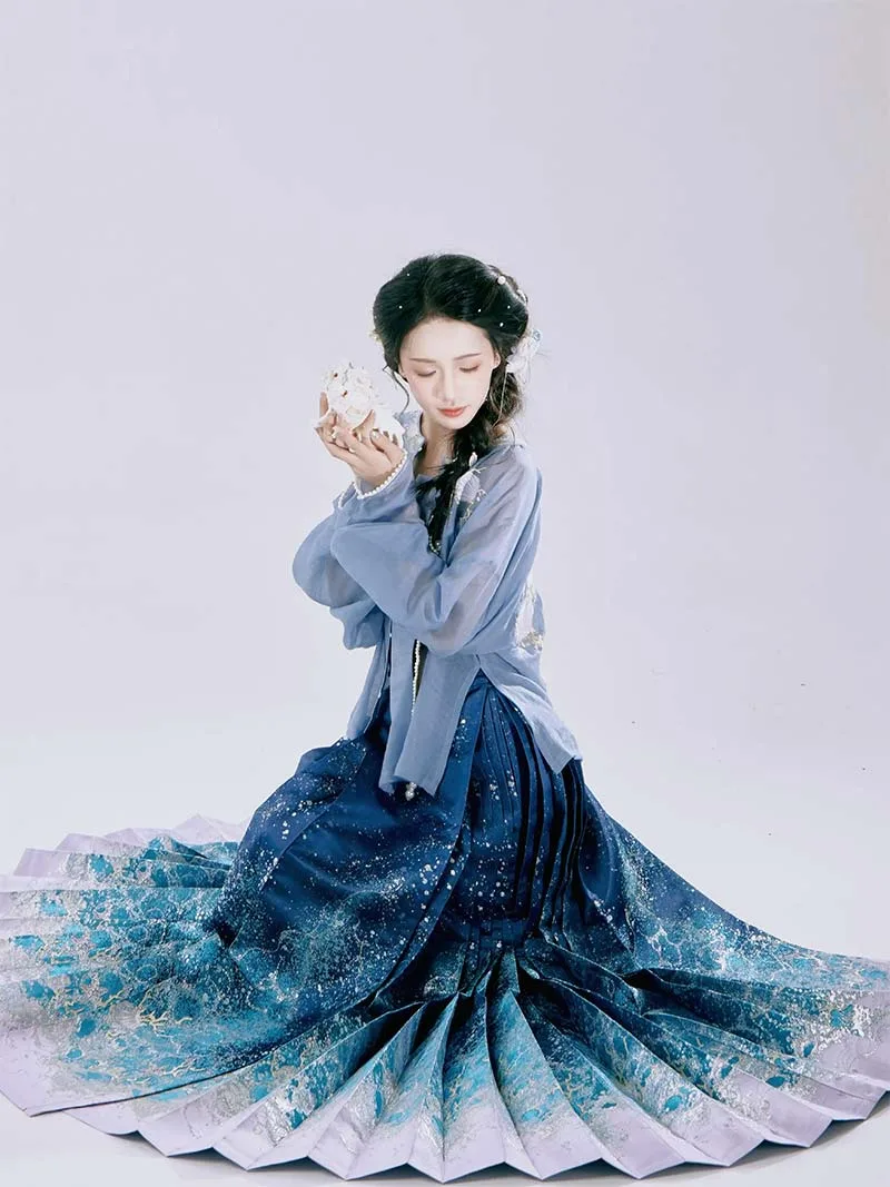 Chinese hanfu dresses 2025 new mamian skirt set, modern Ming style for women