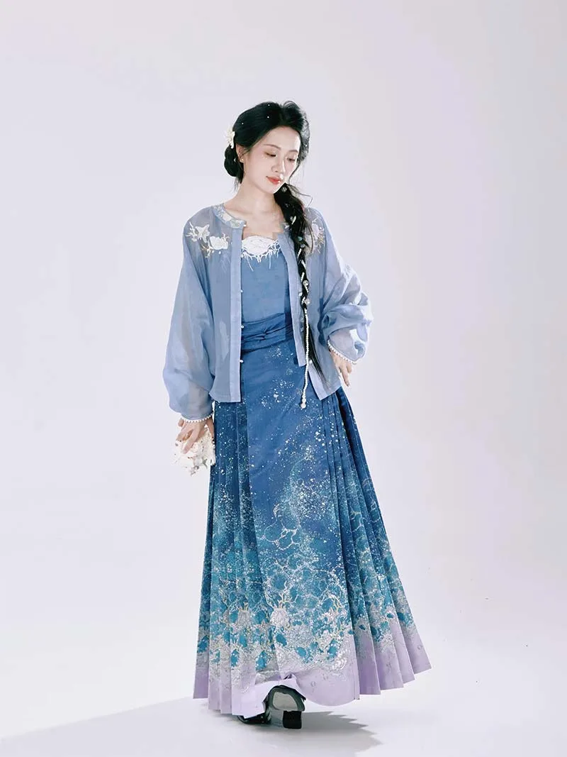 Chinese hanfu dresses 2025 new mamian skirt set, modern Ming style for women