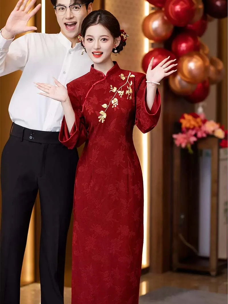 Chinese wedding Qipao, elegant red cheongsam bridal dress with long sleeves, perfect for engagement, tea ceremony, and wedding day events