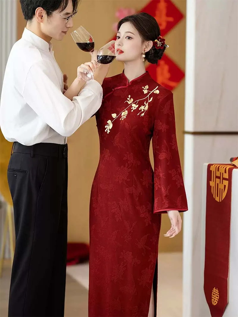 Chinese wedding Qipao, elegant red cheongsam bridal dress with long sleeves, perfect for engagement, tea ceremony, and wedding day events