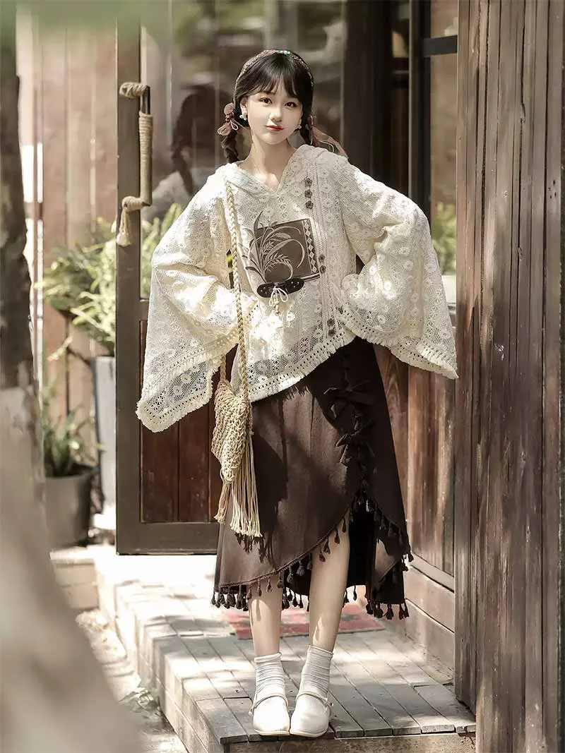 Hanfu modern dress in elegant new Chinese style with refined daily wear design