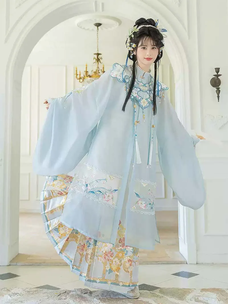 Elegant Ming Dynasty Hanfu with stand collar and cloud shoulder horse face skirt for women in summer and autumn seasons