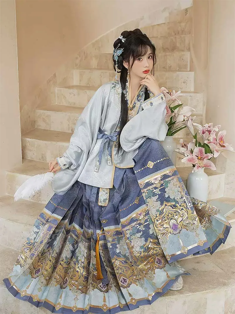 Original Ming-style Hanfu set with blue brocade Mamian Qun skirt and cross-collar short jacket for winter wear