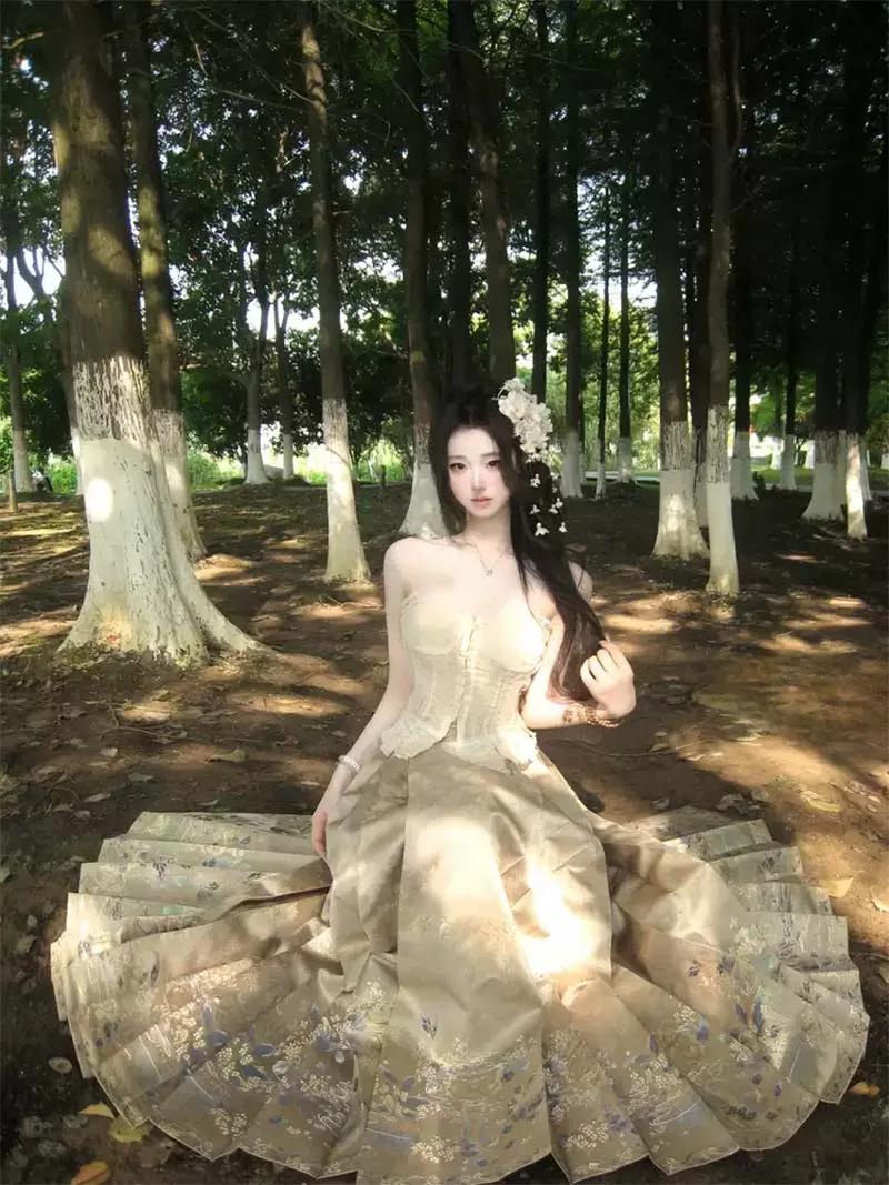 Mamian Skirt brocade Hanfu half skirt with double-warp weaving traditional craftsmanship