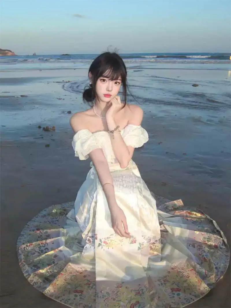 Mamian Skirt beige Hanfu half skirt with brocade jacquard, suitable for daily wear