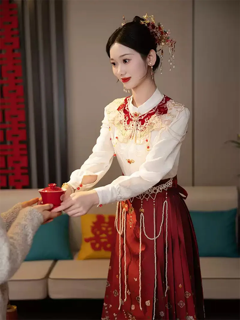 Elegant 2025 new Mamian Skirt Chinese wedding dress set for petite brides and autumn ceremonies
