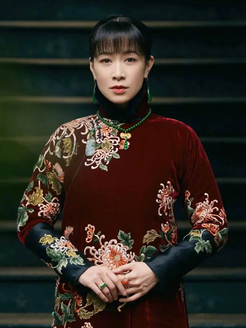 Elegant Chinese qipao dress featuring traditional embroidery and a graceful silhouette, symbolizing timeless oriental beauty.