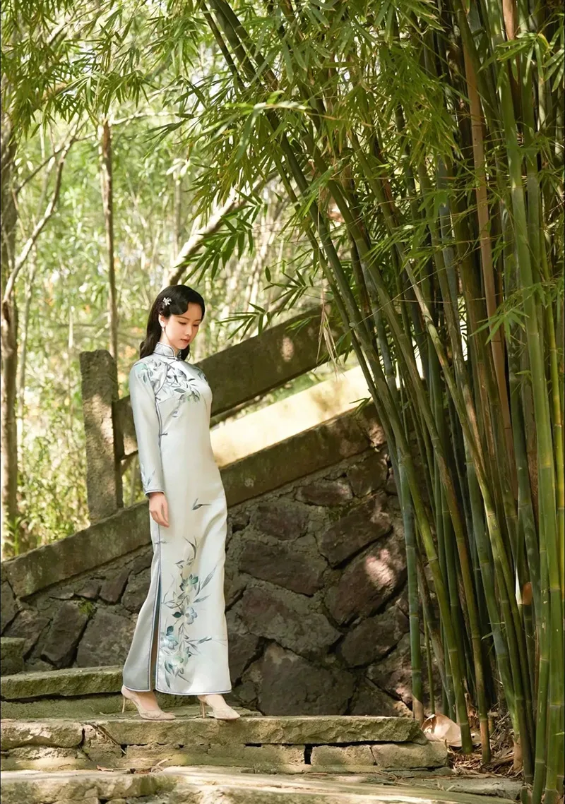 Elegant Chinese qipao dress featuring traditional embroidery and a graceful silhouette, symbolizing timeless oriental beauty.