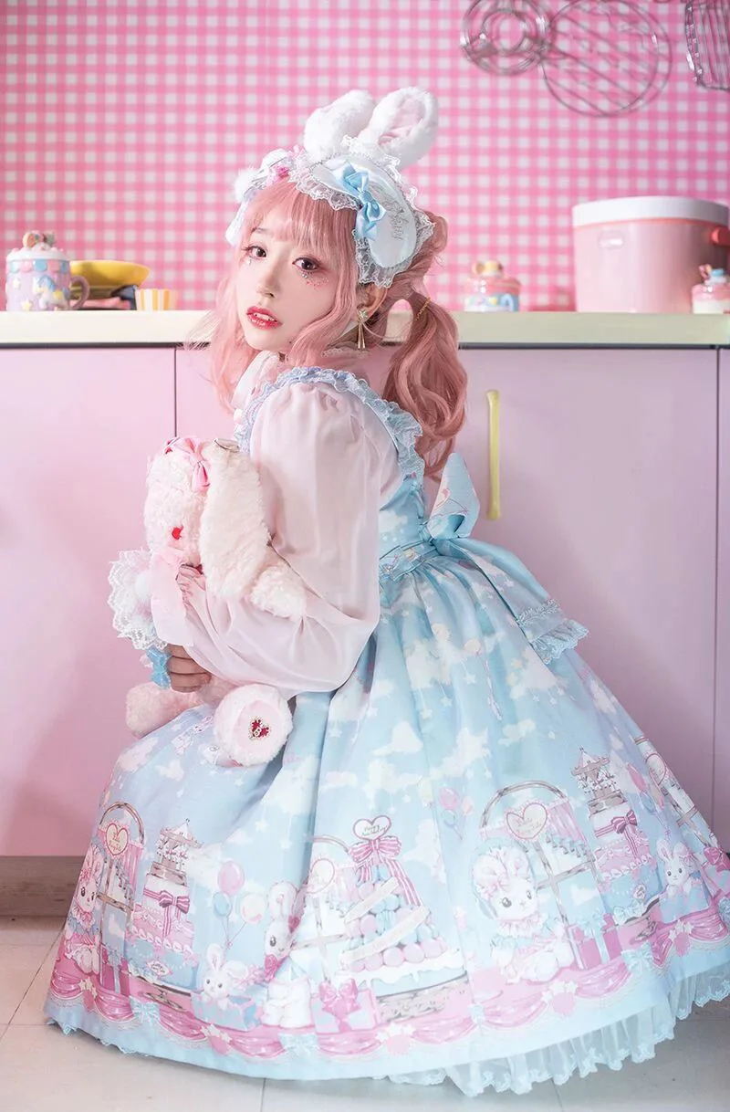 Beautiful Lolita dress featuring lace, ruffles, and bow details, showcasing a sweet and elegant princess style.