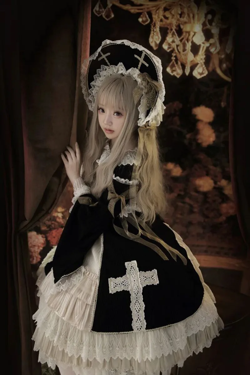 Beautiful Lolita dress featuring lace, ruffles, and bow details, showcasing a sweet and elegant princess style.