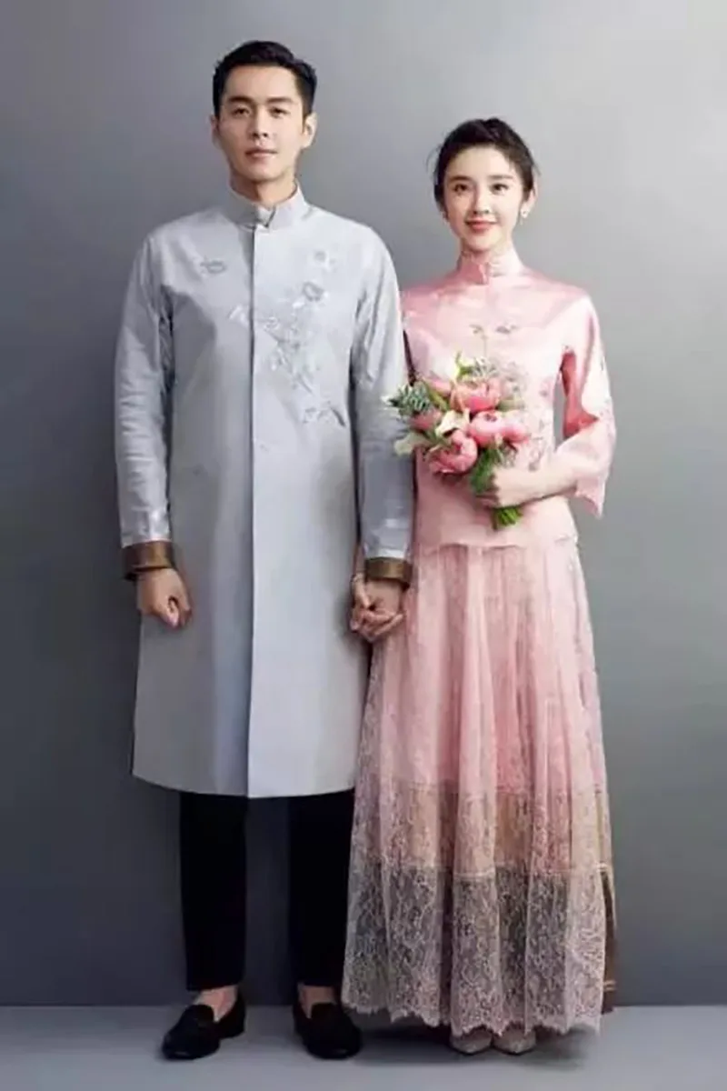 Modern bride in a qipao wedding dress inspired by Chinese elegance