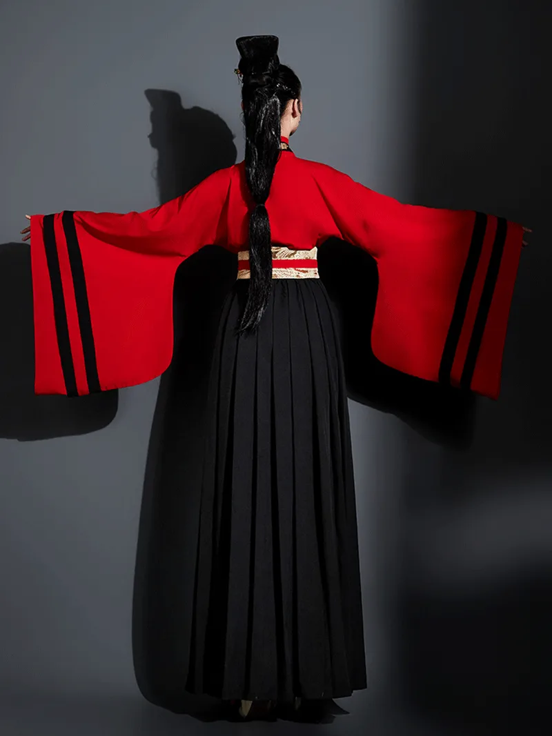 Elegant female hanfu costume for dance, performance, cosplay, and traditional Chinese cultural events