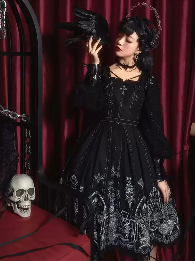 Elegant gothic lollita dress with red heart eye vintage JSK design for dark romantic style