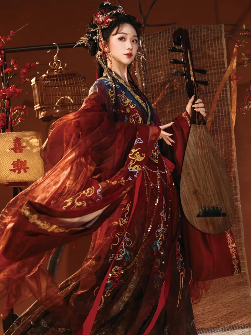 Elegant Han Dynasty Hanfu with pleated skirt, refined design and classical Chinese aesthetic for shows and ceremonies