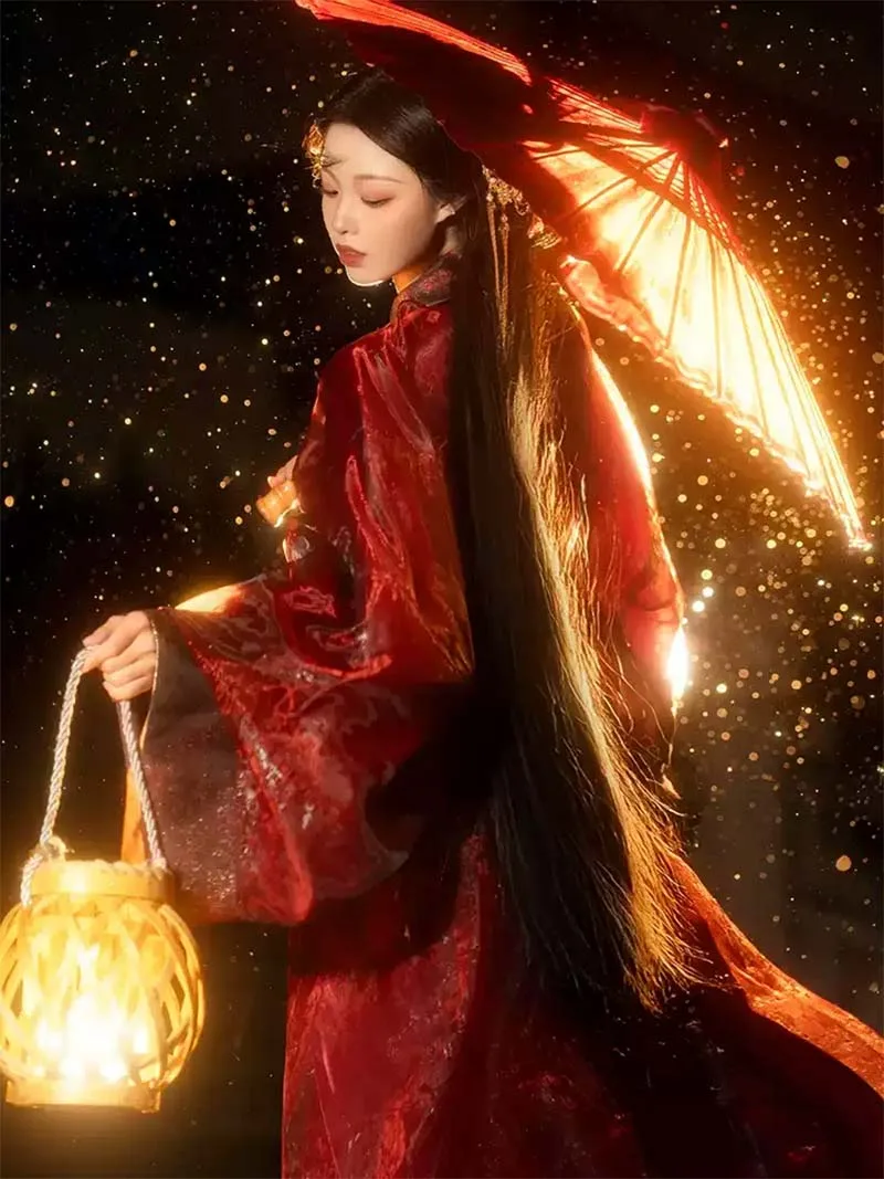 Red Hanfu dresses inspired by Warring States style with wide sleeves and straight hem for winter performances and cultural events