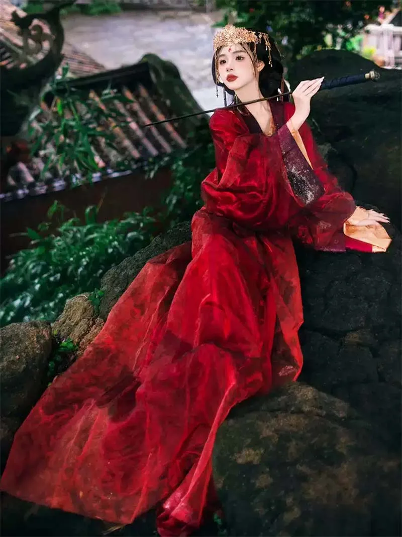 2025 red Hanfu female Warring States robe with cross-collar and wide sleeves, elegant subtle patterns traditional Chinese clothing