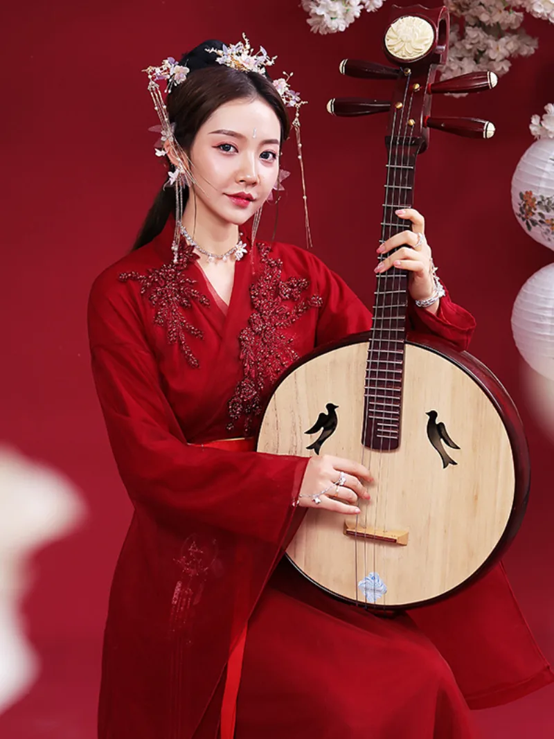 Elegant Hanfu red traditional Chinese dress for women with flowing fairy-like design for festivals and performances