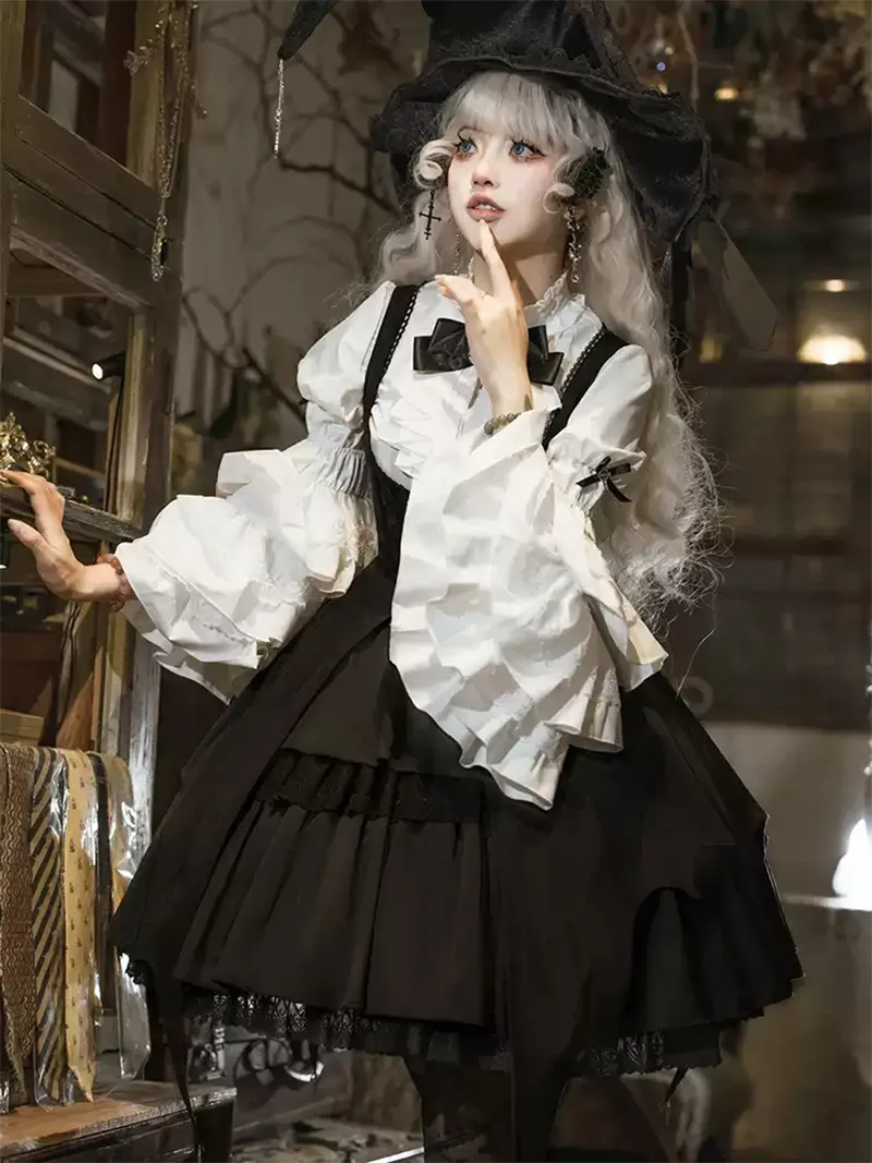 Original gothic Lolita dresses for Halloween cosplay, featuring magical girl design, elegant lace, and autumn daily Lolita fashion style