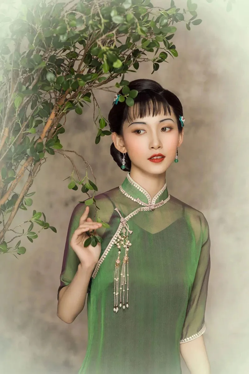 Modern cheongsam dress showcasing elegant design, soft fabric, and the perfect balance between traditional charm and modern fashion.
