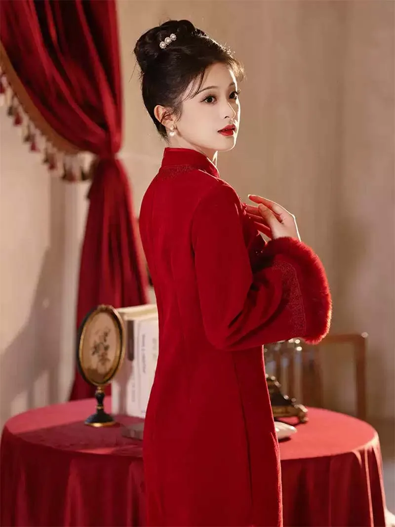 Red Qipao Chinese wedding dress, thickened cheongsam gown for bride engagement, tea ceremony, winter wedding, and festive occasions 2025