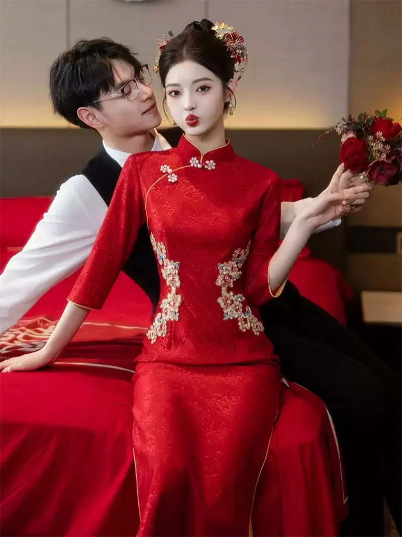 Red Qipao inspired wedding dress, long cheongsam bridal gown for engagement, tea ceremony, and wedding day celebrations in 2025 autumn style