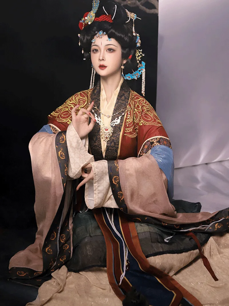 Traditional Chinese hanfu with embroidered fairy shawl and elegant flowing design for women
