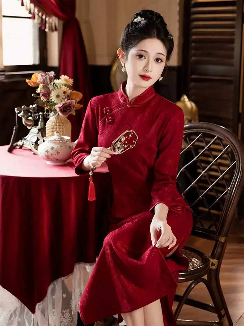 Red traditional qipao wedding dress with long sleeves, perfect for autumn winter brides, engagement, and homecoming events