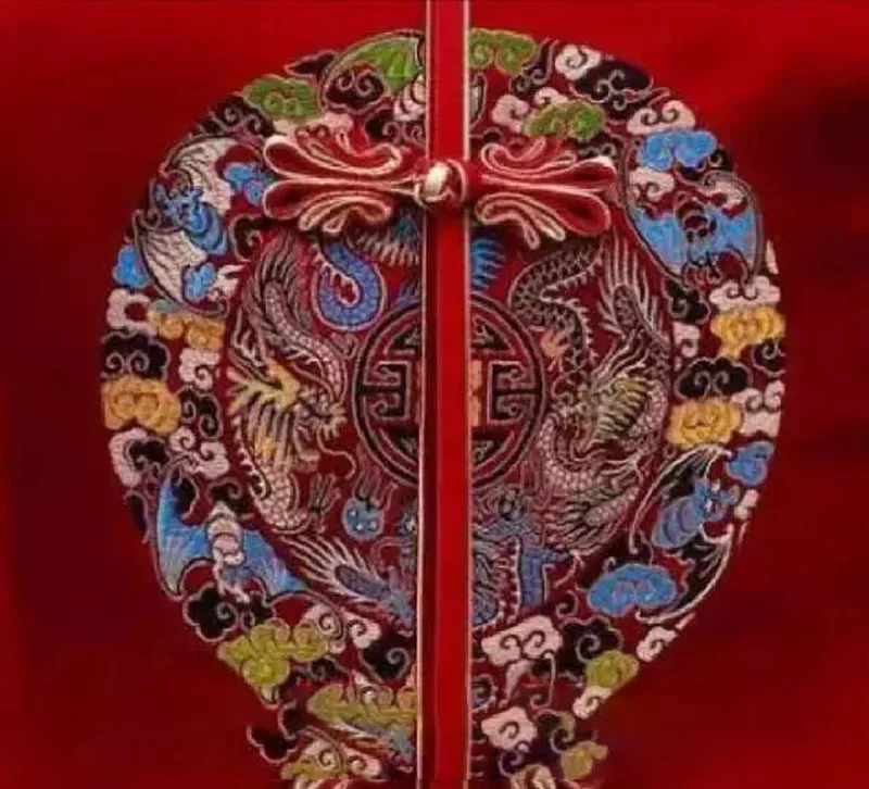 What Is A Tang Suit — traditional Chinese jacket with mandarin collar and frog buttons symbolizing elegance and culture