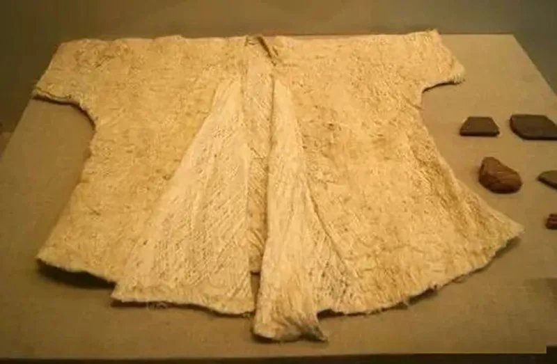 What is Hanfu — traditional Chinese clothing showing its evolution through ancient dynasties