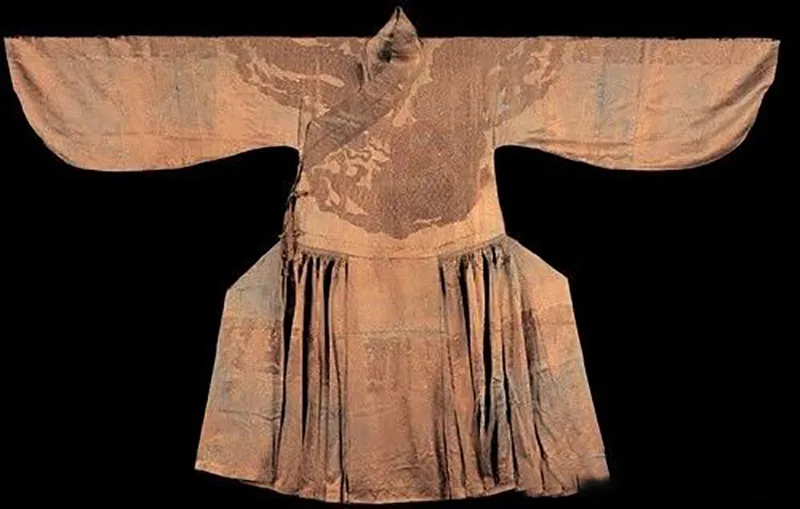 What is Hanfu — traditional Chinese clothing showing its evolution through ancient dynasties