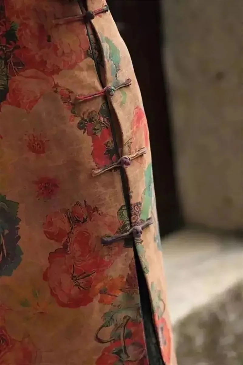 Women qipao expressing traditional Chinese elegance and cultural heritage.